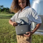 Original DJI Handheld Device Shoulder Bag - Image 6